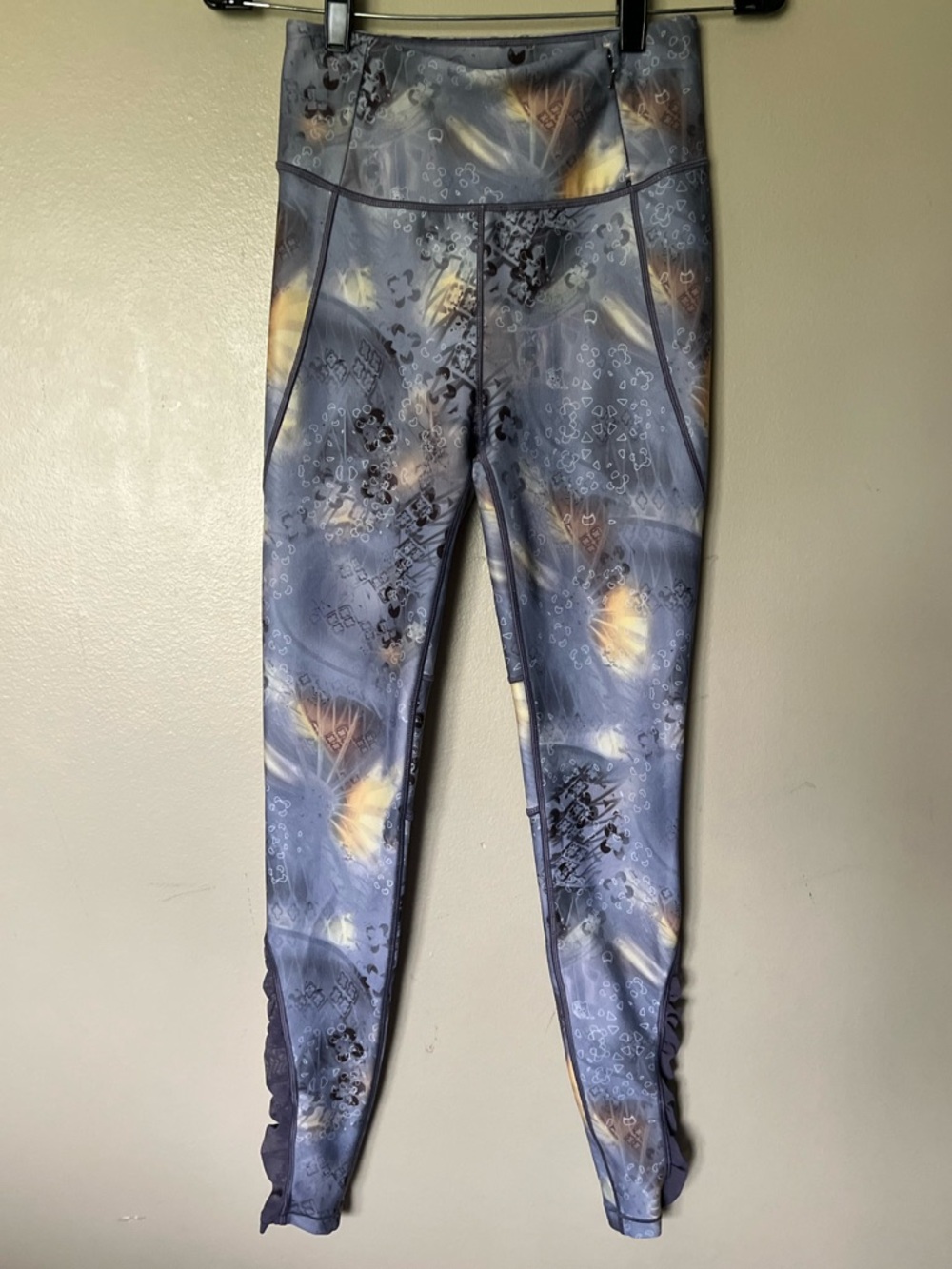 CALIA by Carrie Underwood White and Light Purple Leggings w/ Mesh Accents